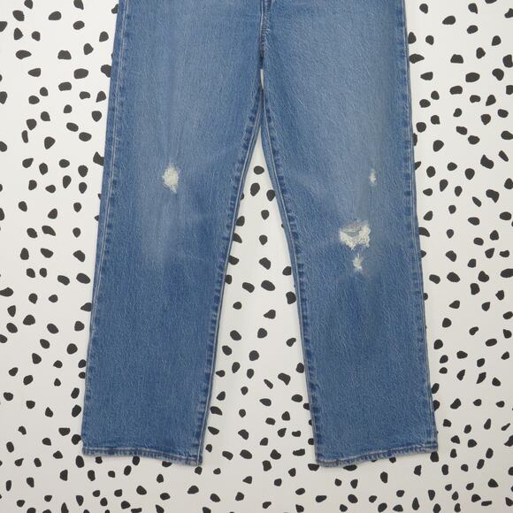 Levi’s Premium Medium Wash Distressed Ribcage Straight Ankle Jeans - Picture 5 of 15